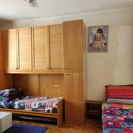 Ricky Bed & Breakfast Como